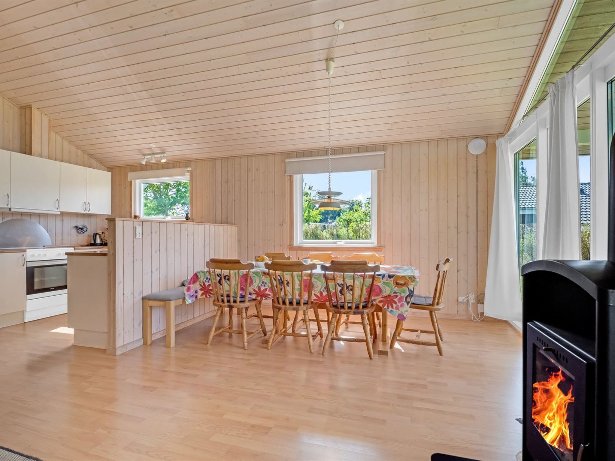 "Vincent" - 25m from the sea — Living Room (5 of 23)