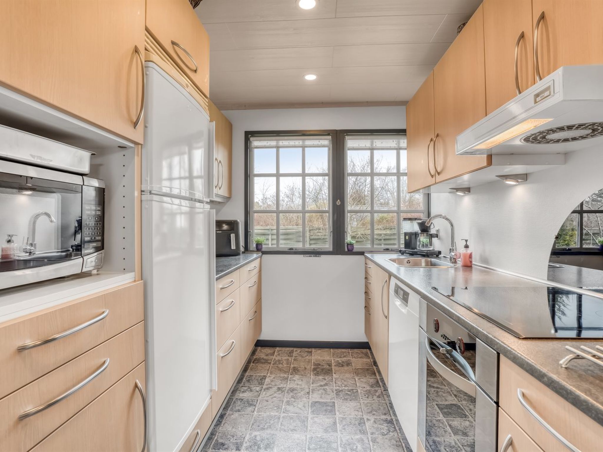 "Thorir" - 500m from the sea-Inside