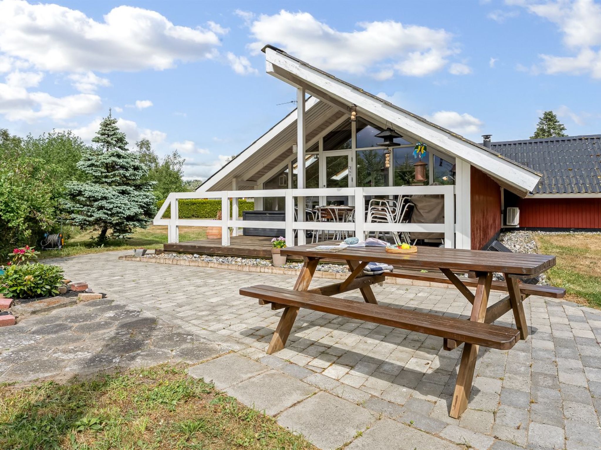 "Ylvie" - 500m from the sea-Draußen
