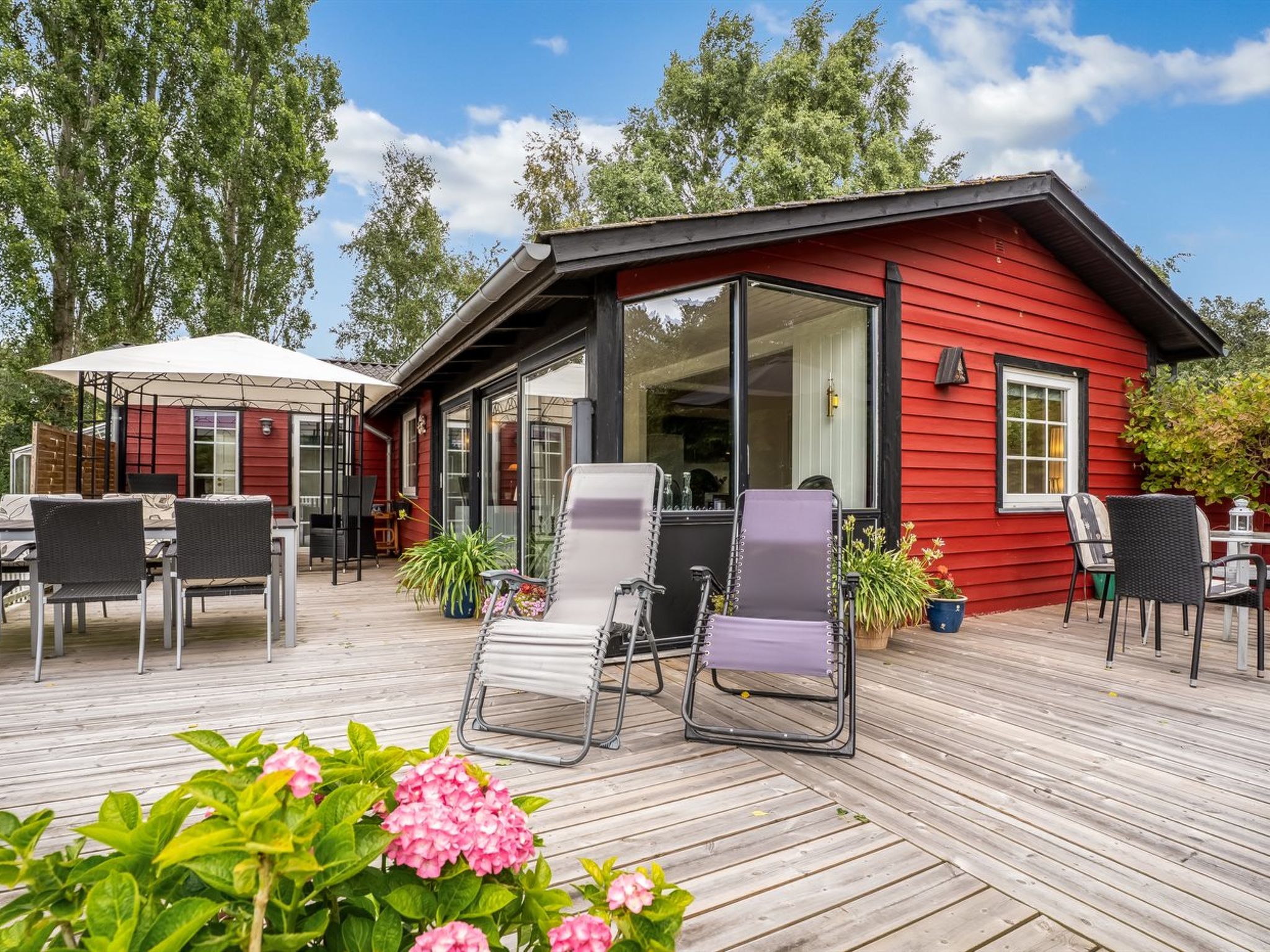 "Aiske" - 700m from the sea