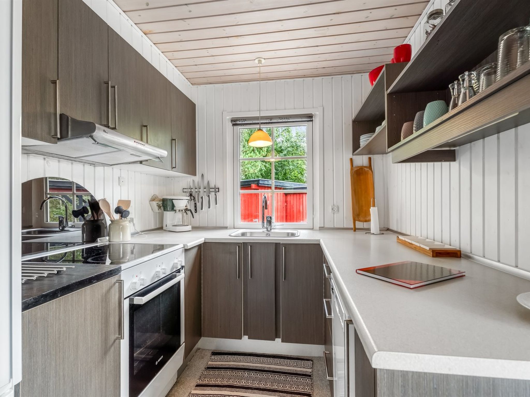 "Aiske" - 700m from the sea - Binnen