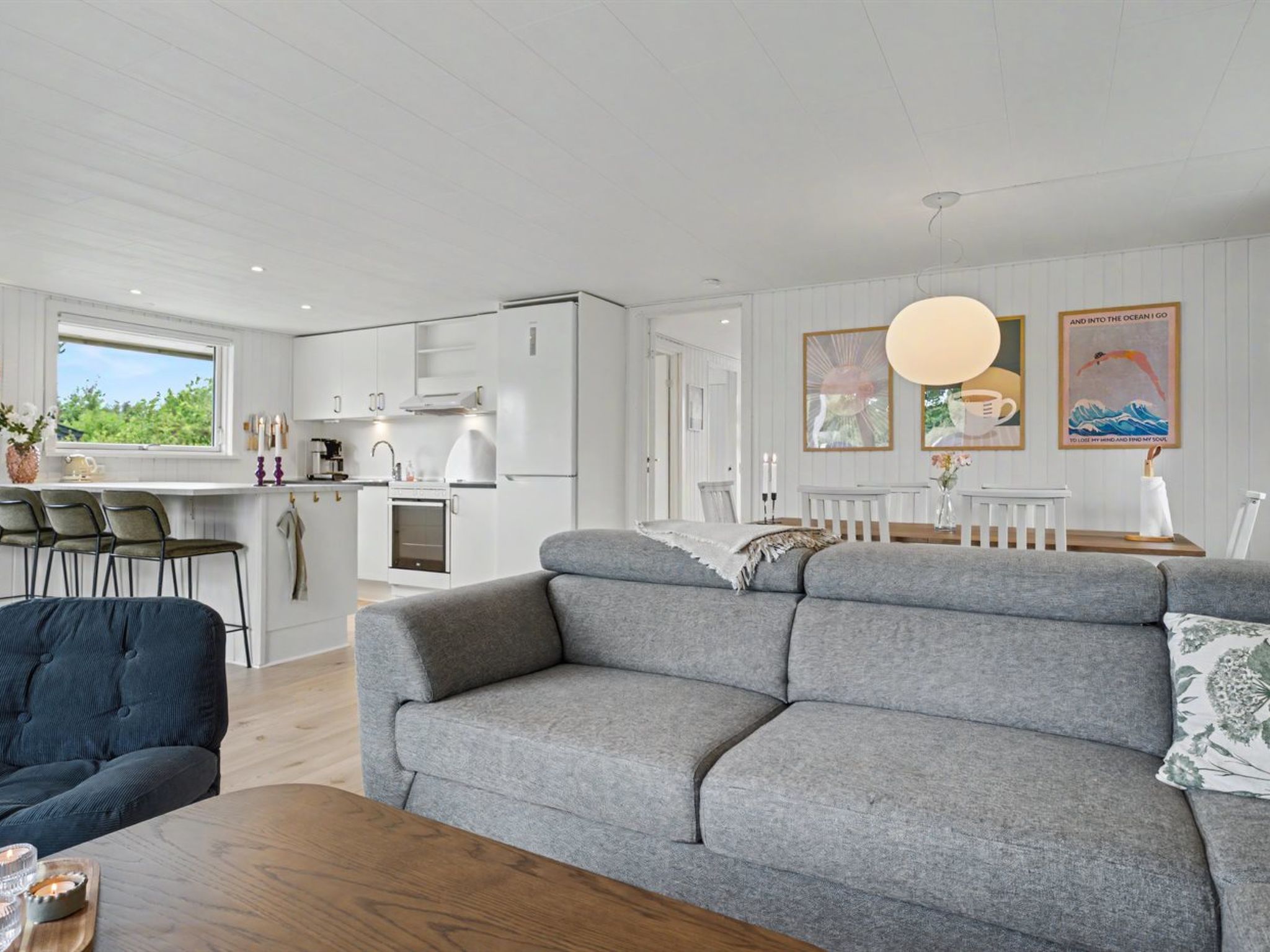 "Trineke" - 400m from the sea - Binnen