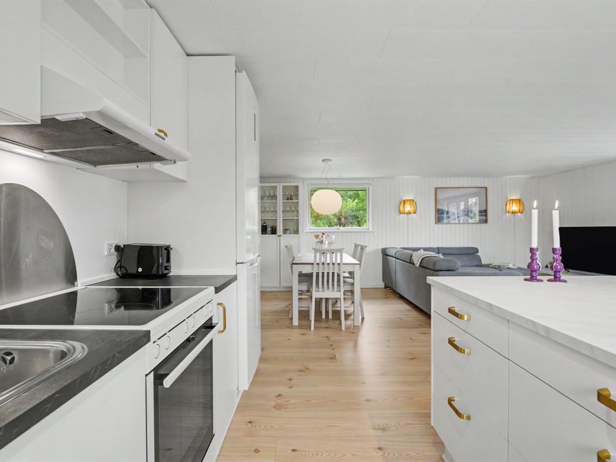 "Trineke" - 400m from the sea - Binnen