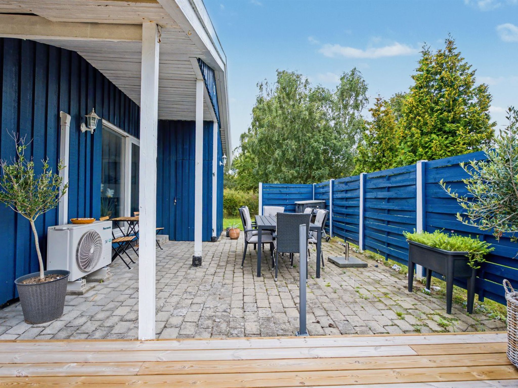 "Trineke" - 400m from the sea - Buiten