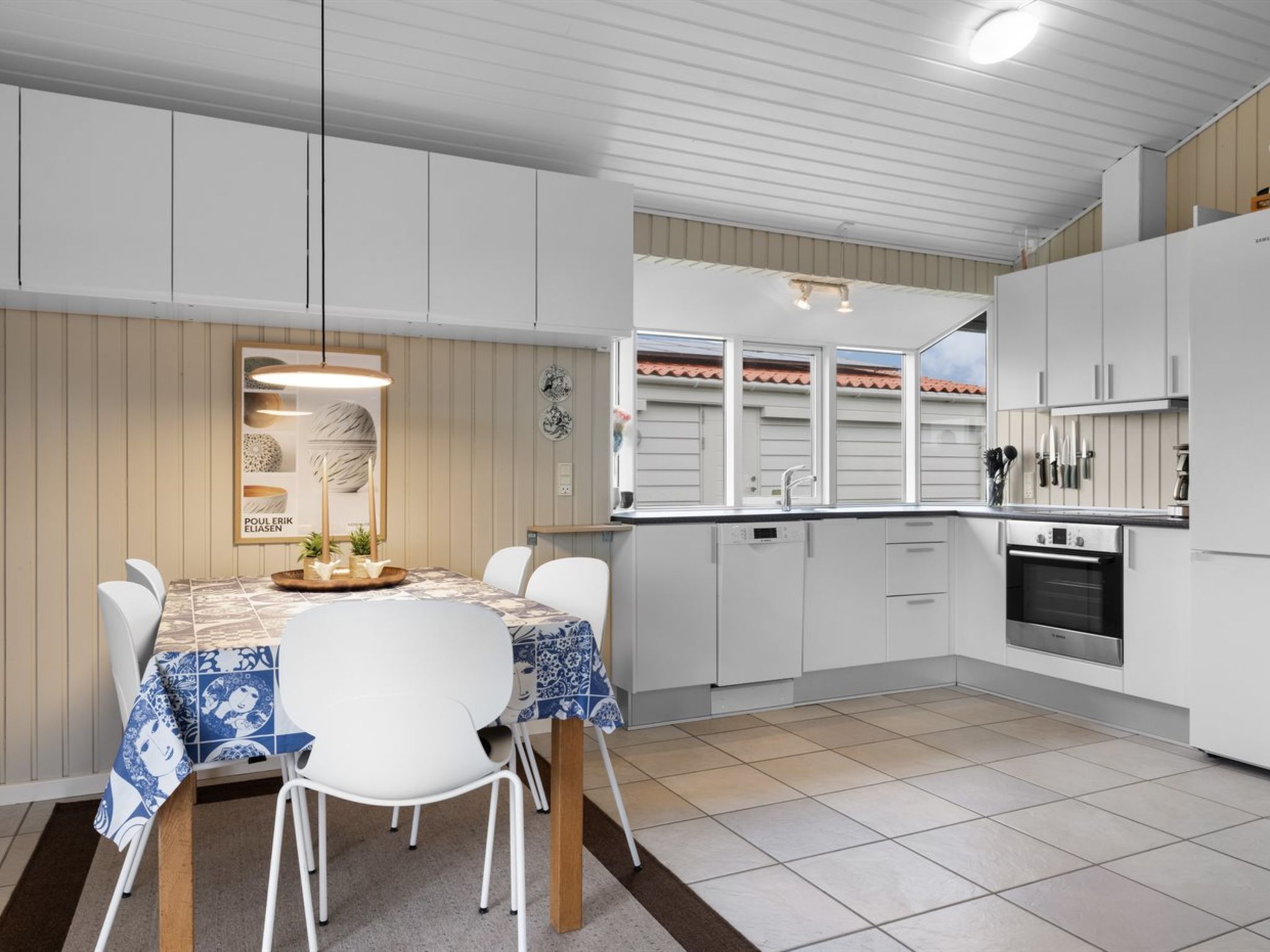 "Roya" - 100m from the sea-Inside