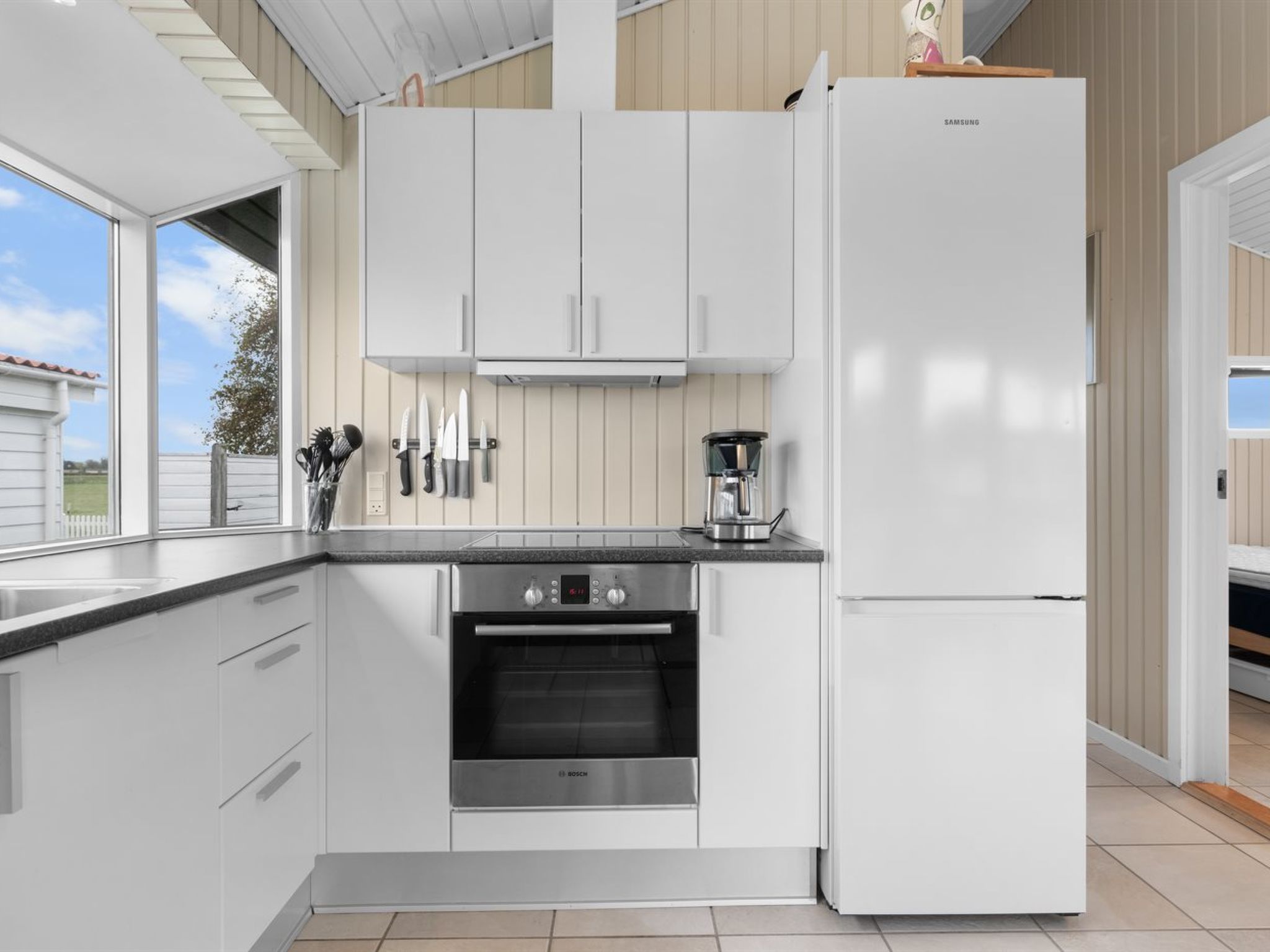 "Roya" - 100m from the sea-Inside