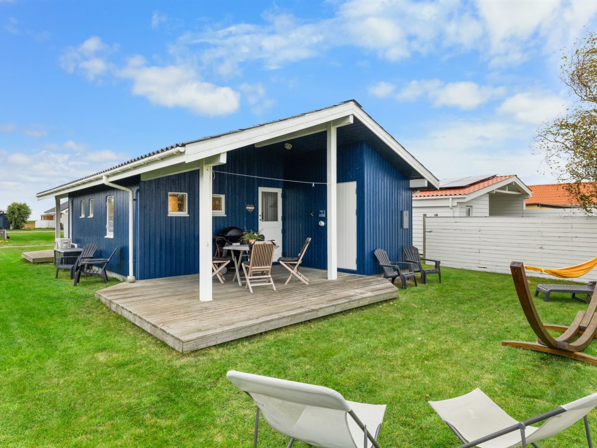 "Roya" - 100m from the sea-Outside