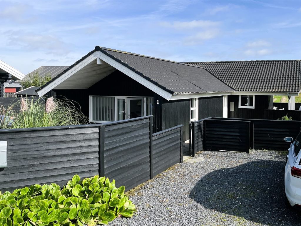 'Lanica' - 150m from the sea