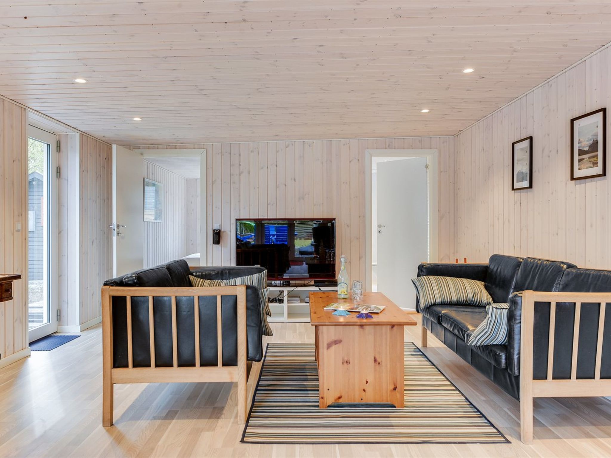 "Hardina" - 300m from the sea - Binnen