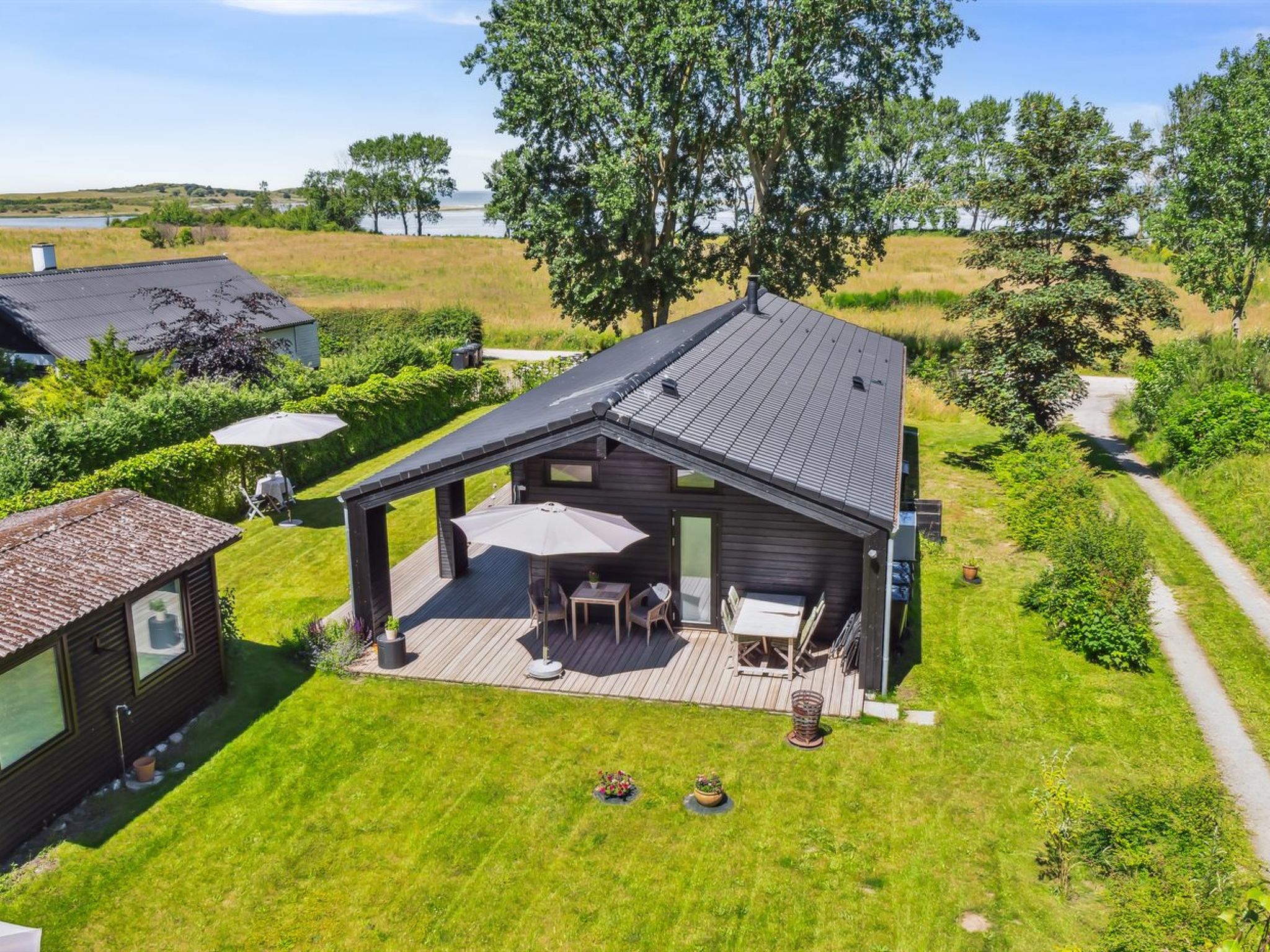 "Huldrik" - 100m from the sea-Outside