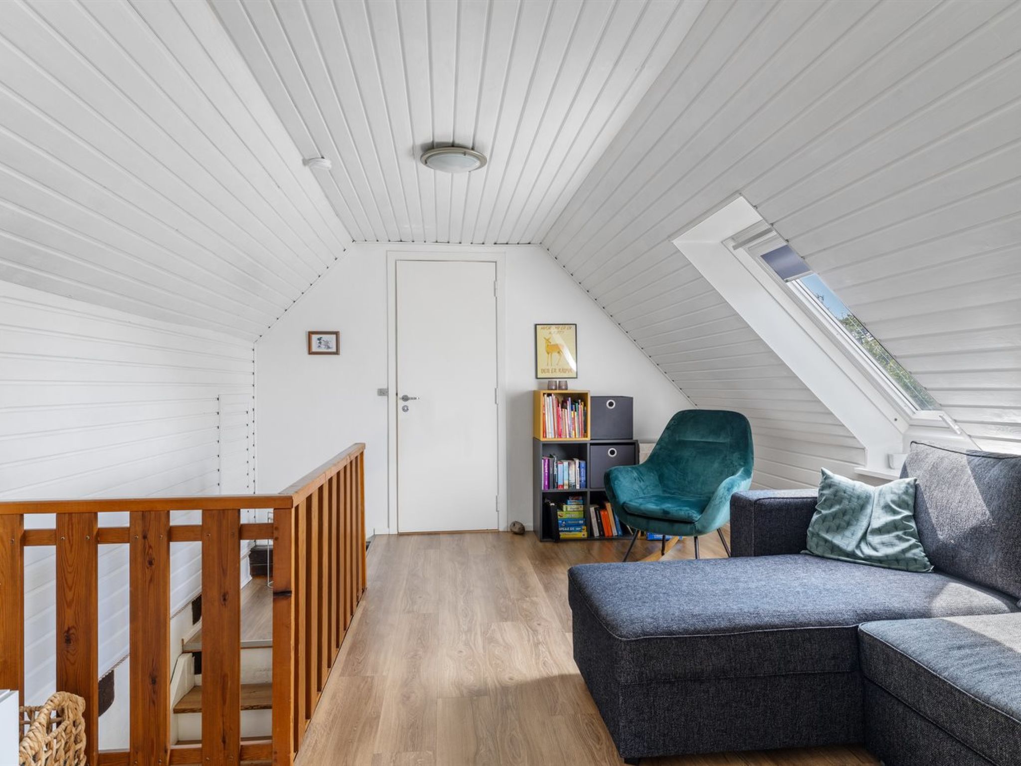 "Ina" - 210m from the sea-Binnen