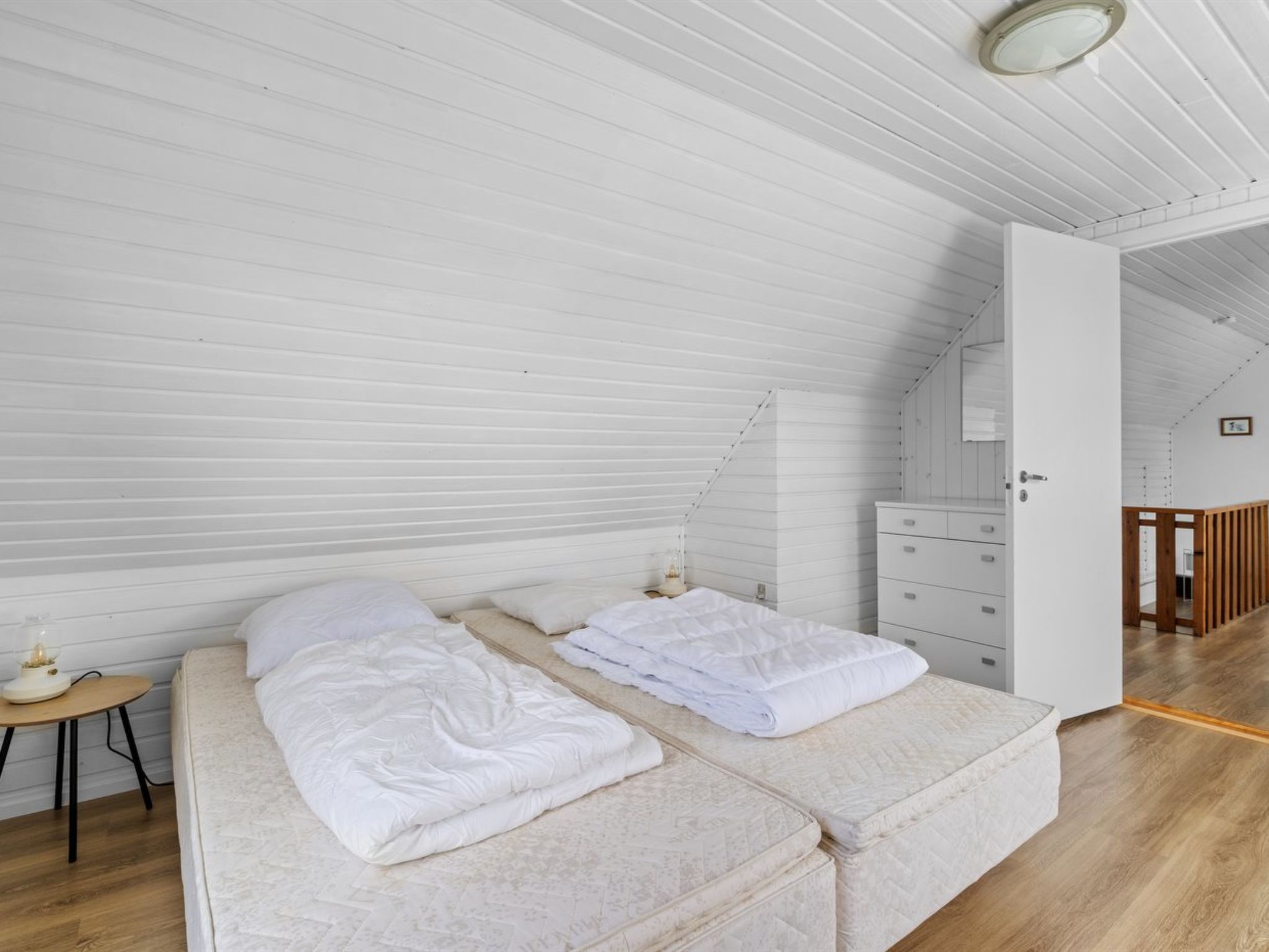 "Ina" - 210m from the sea-Binnen