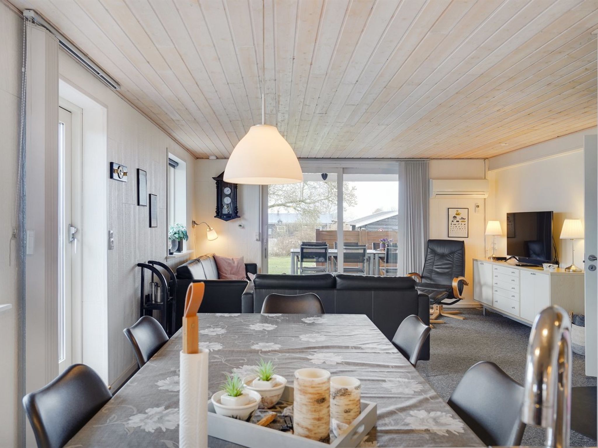 "Gisl" - 400m from the sea - Binnen