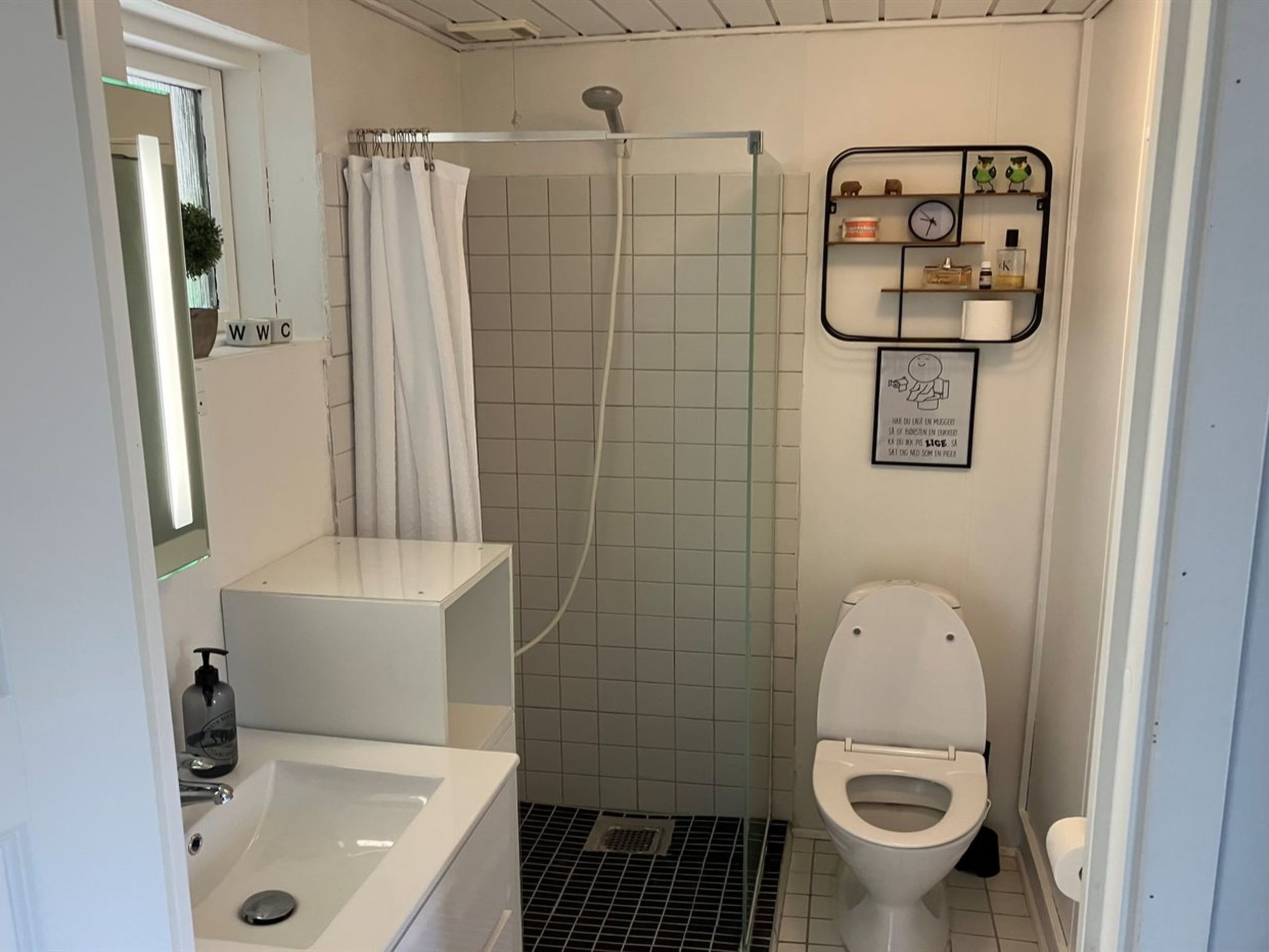 Photo of "Gisl" - 400m from the sea