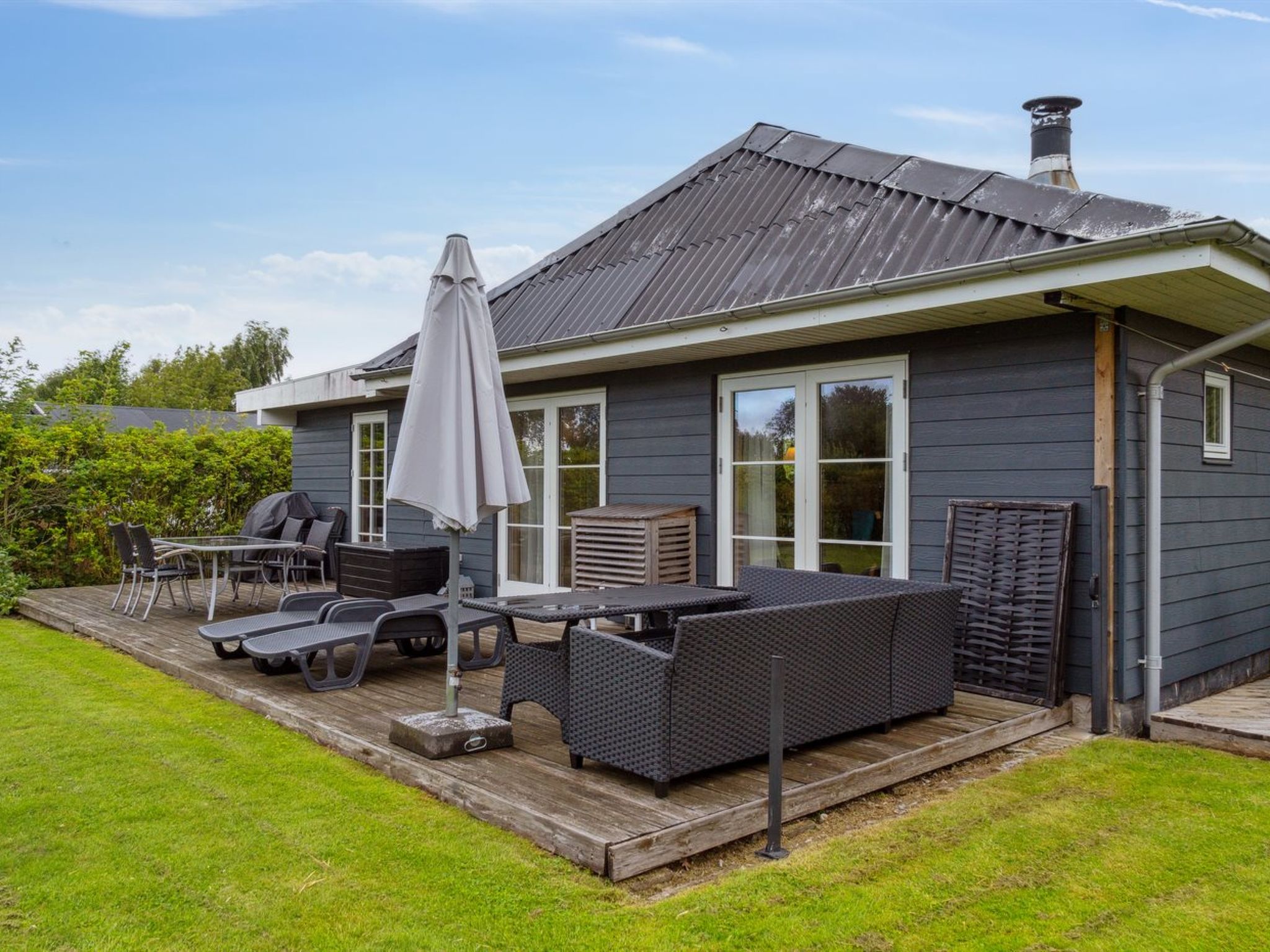 "Thala" - 150m from the sea - Buiten