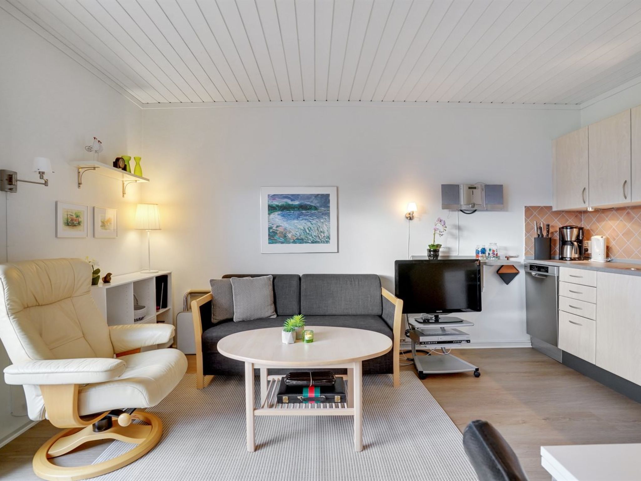 "Elevus" - 10m from the sea-Binnen