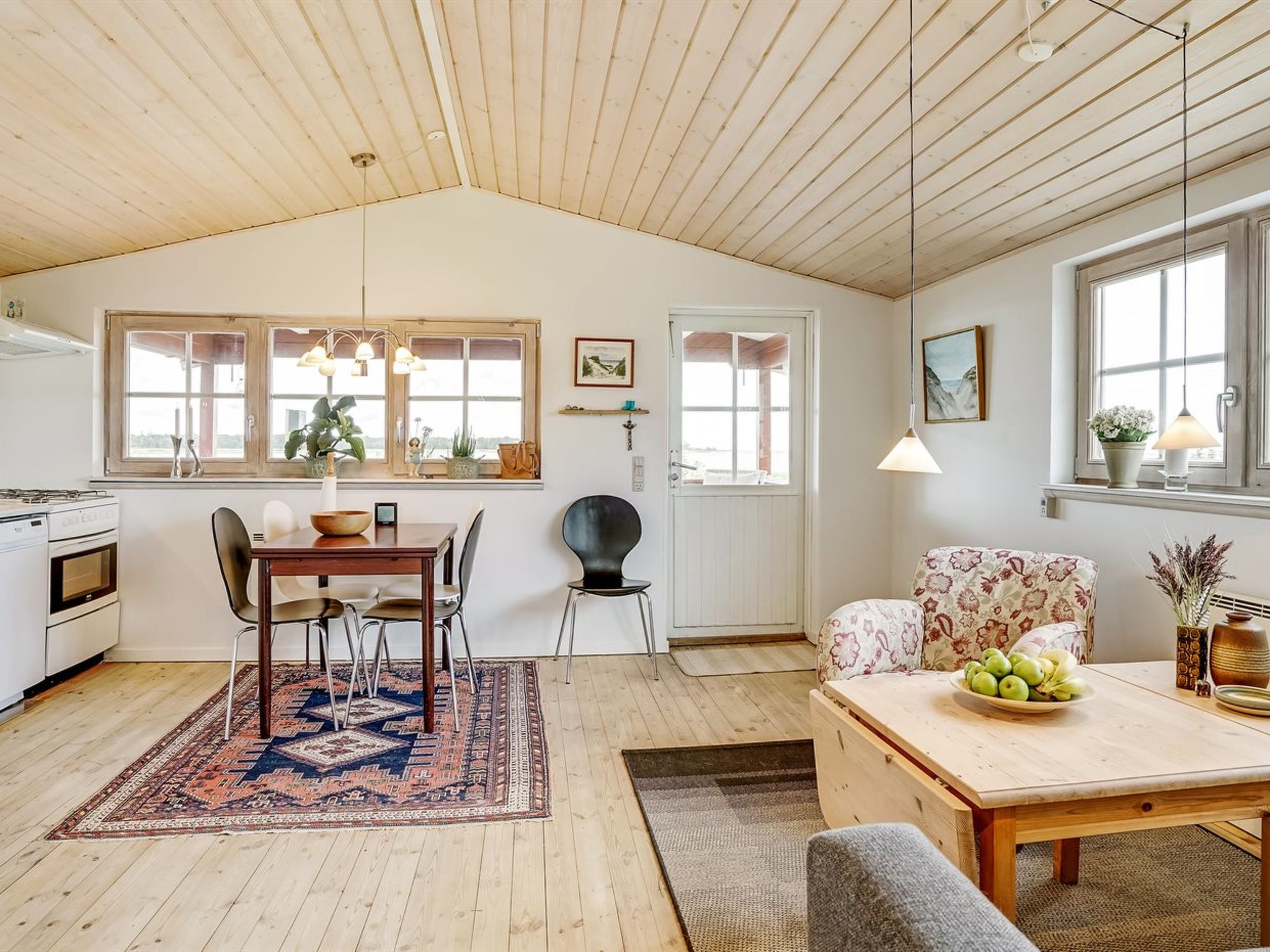 "Topi" - 15m from the sea - Binnen