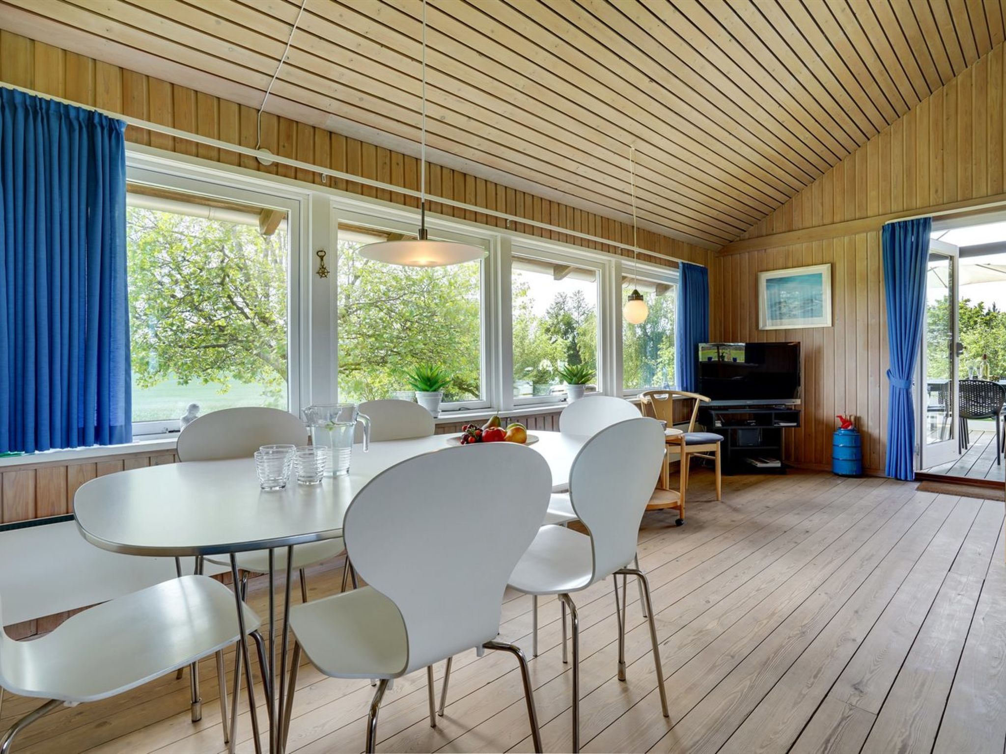 "Janne" - 400m from the sea - Binnen