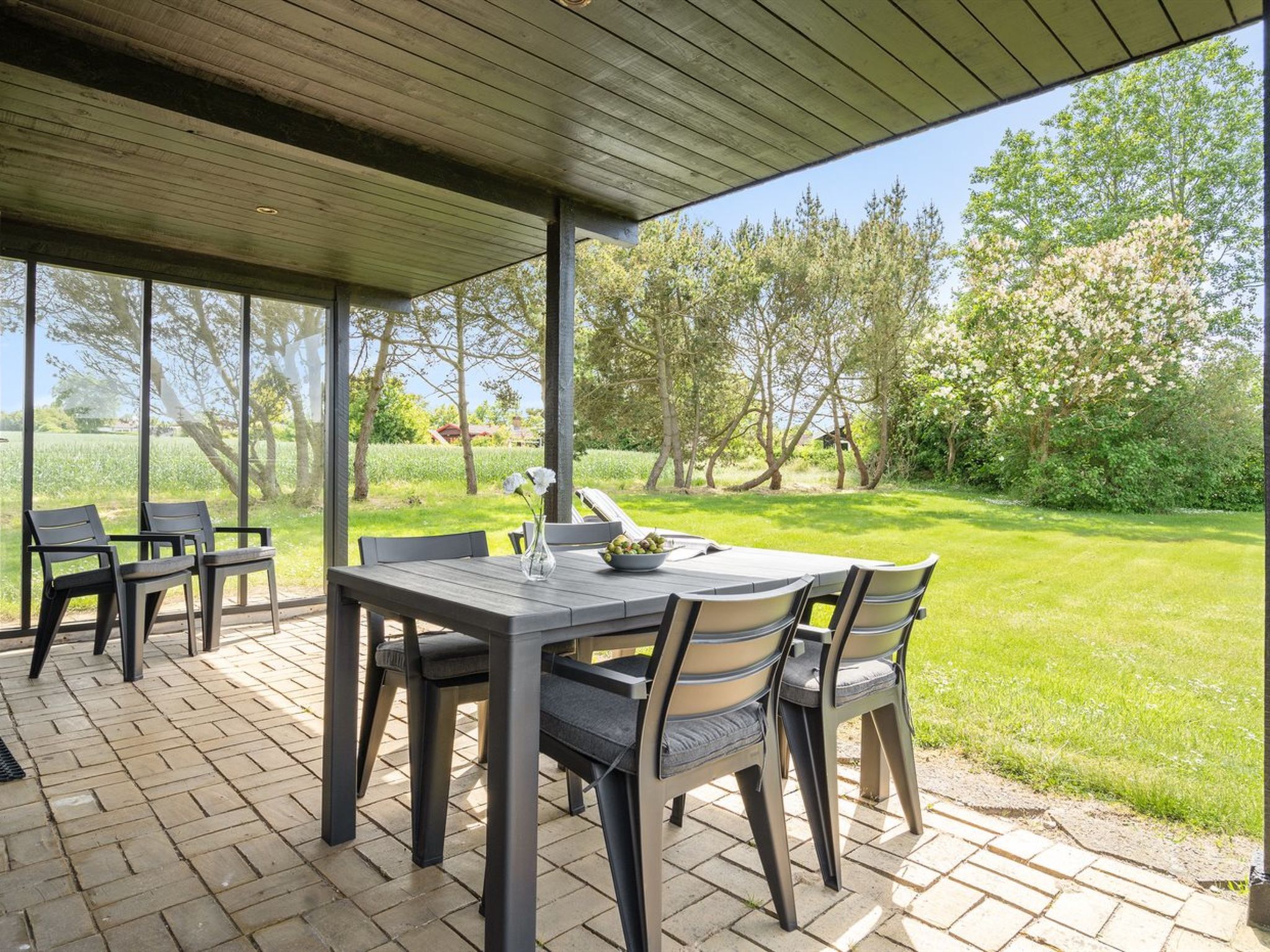 "Veljan" - 400m from the sea - Buiten