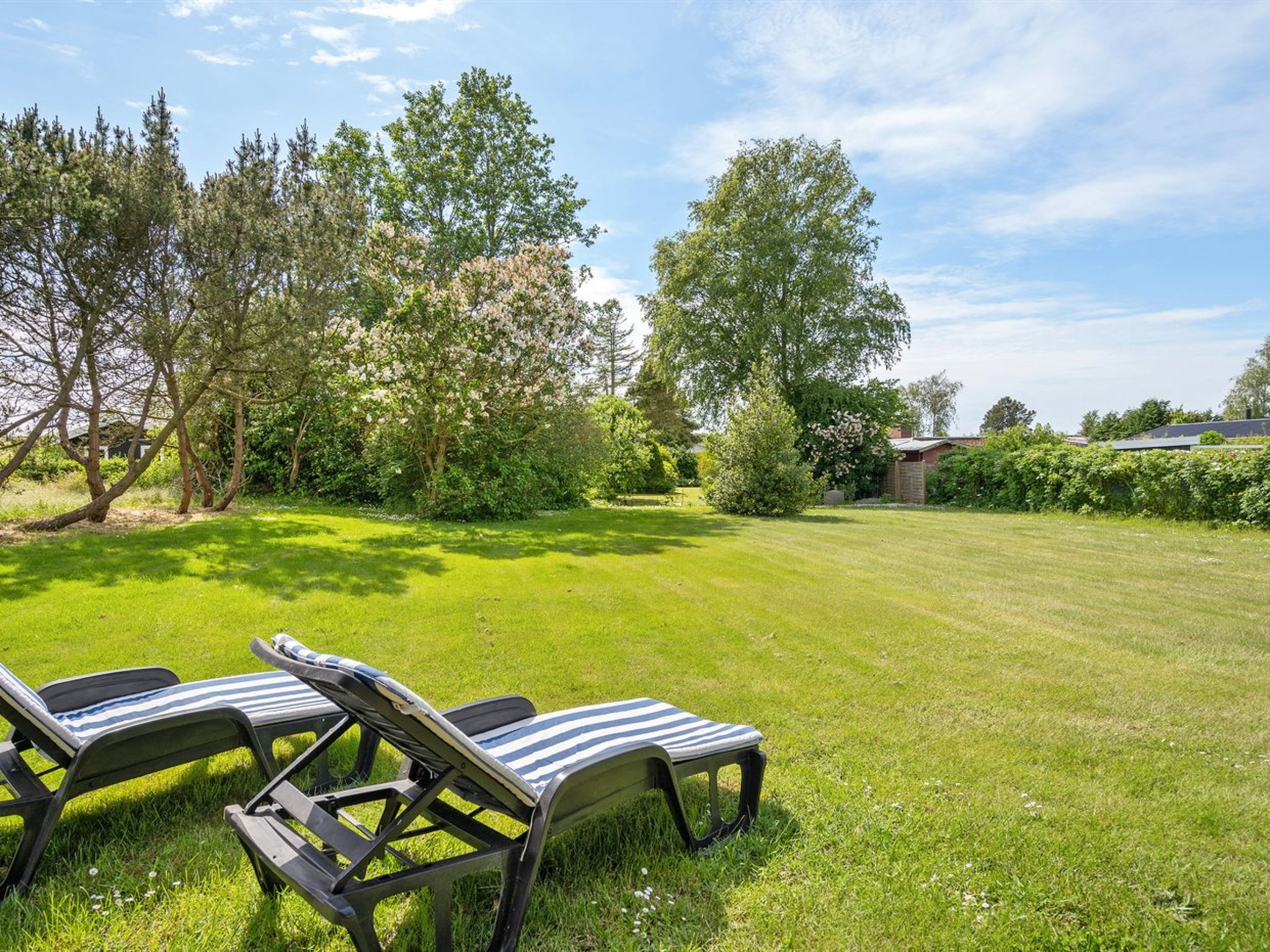 "Veljan" - 400m from the sea - Buiten