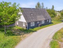 "Eliane" - 1.8km from the sea