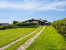Ruime vakantiewoning met privé-zwembad en sauna op 300m van het strand in Bogense - thumbnail 4
