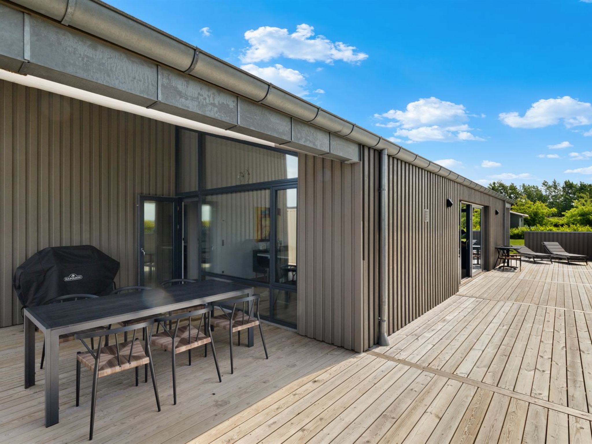 "Tydkil" - 250m from the sea - Buiten