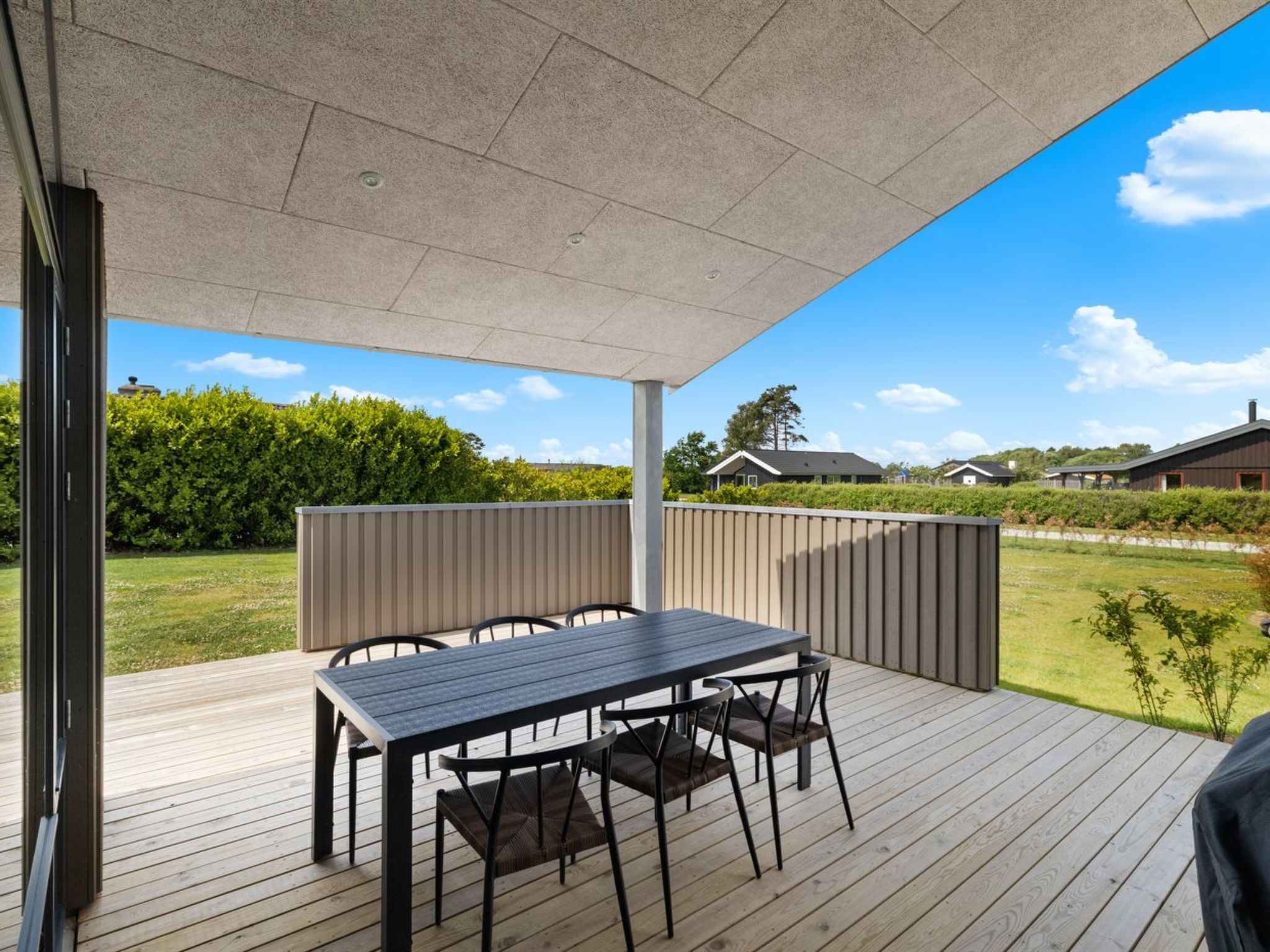 "Tydkil" - 250m from the sea - Buiten