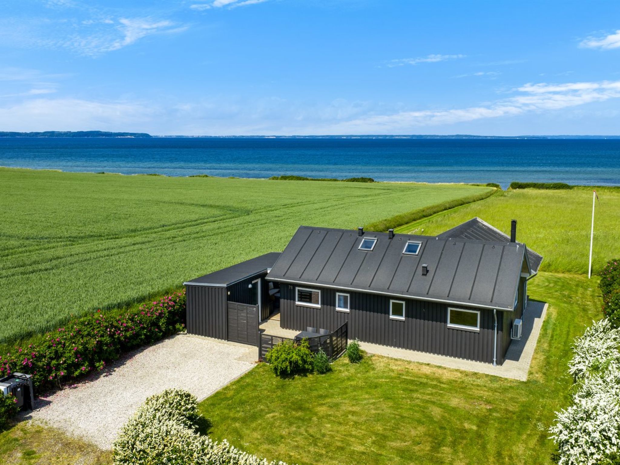 "Drusilla" - 140m from the sea-Buiten