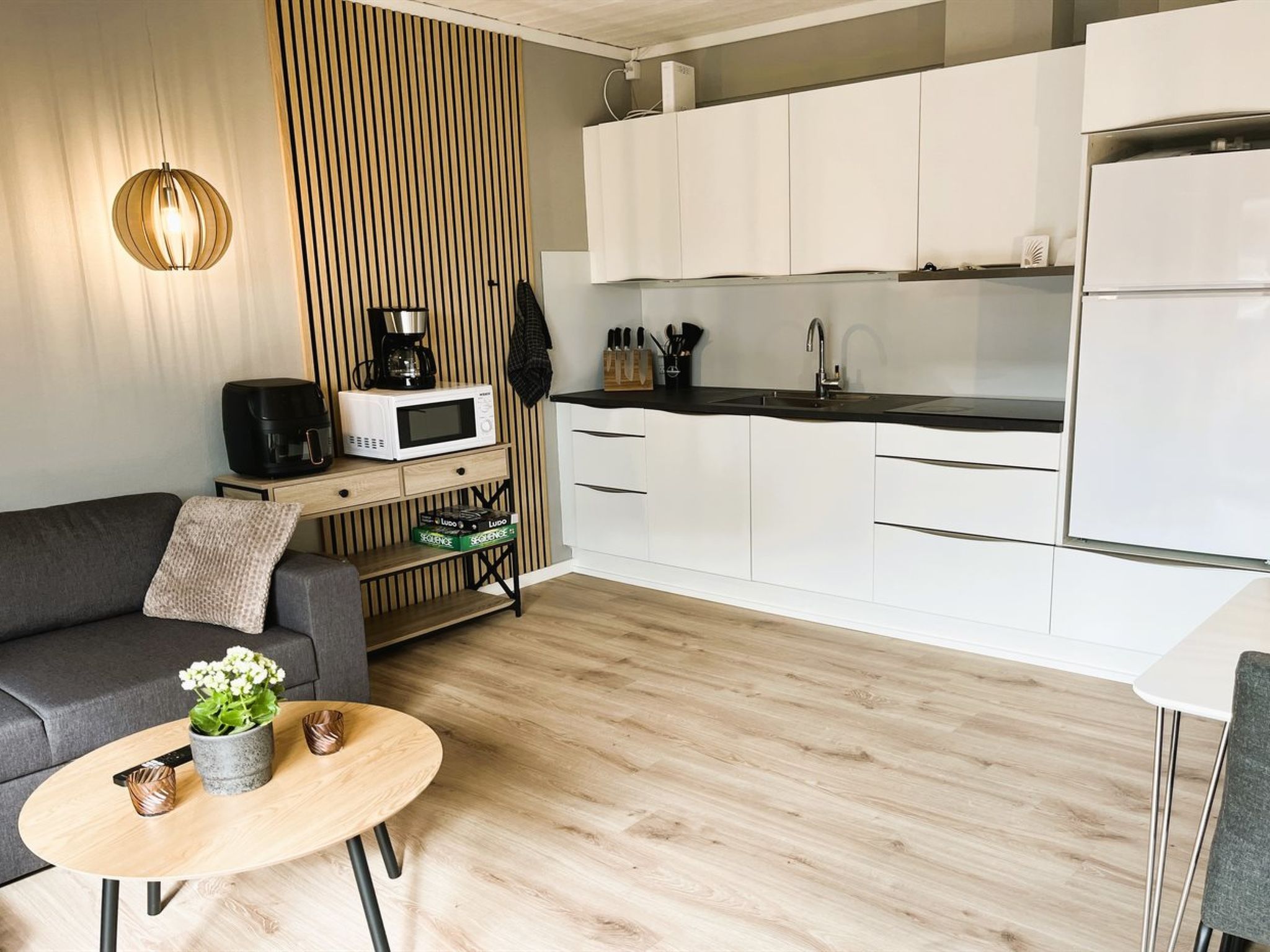 "Asfrid" - 80m from the sea