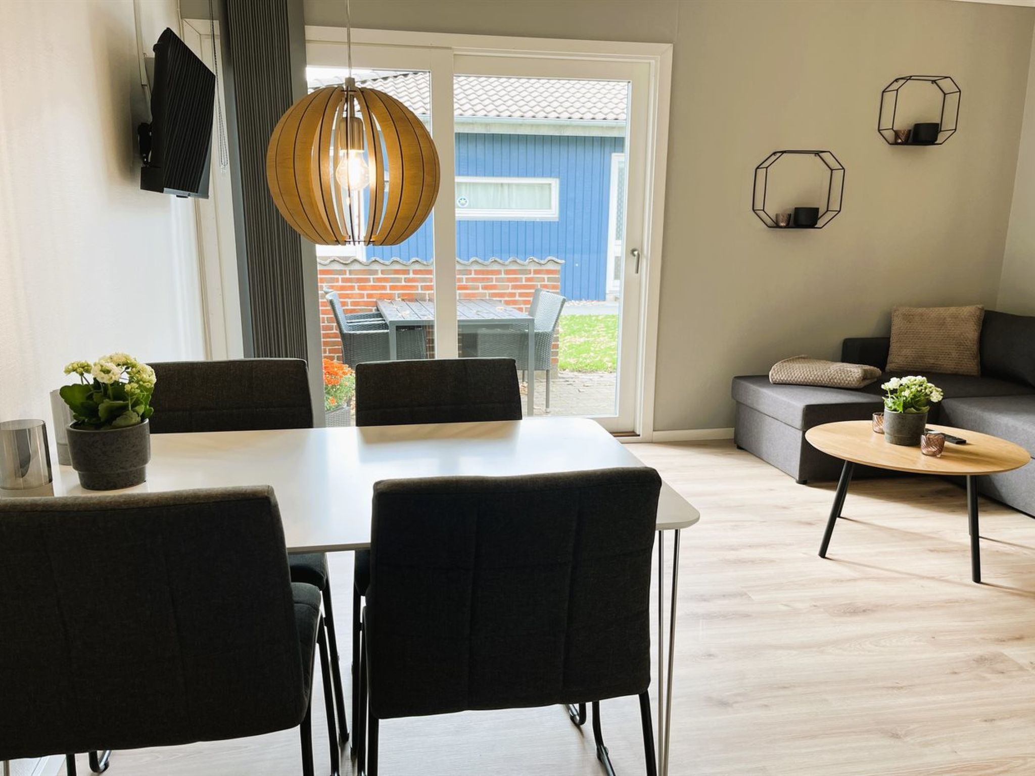 "Asfrid" - 80m from the sea-Inside