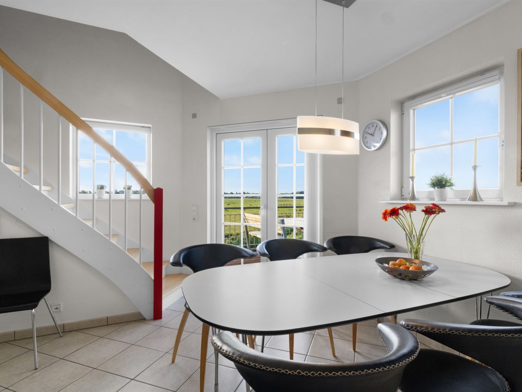 "Alitta" - 240m from the sea-Binnen