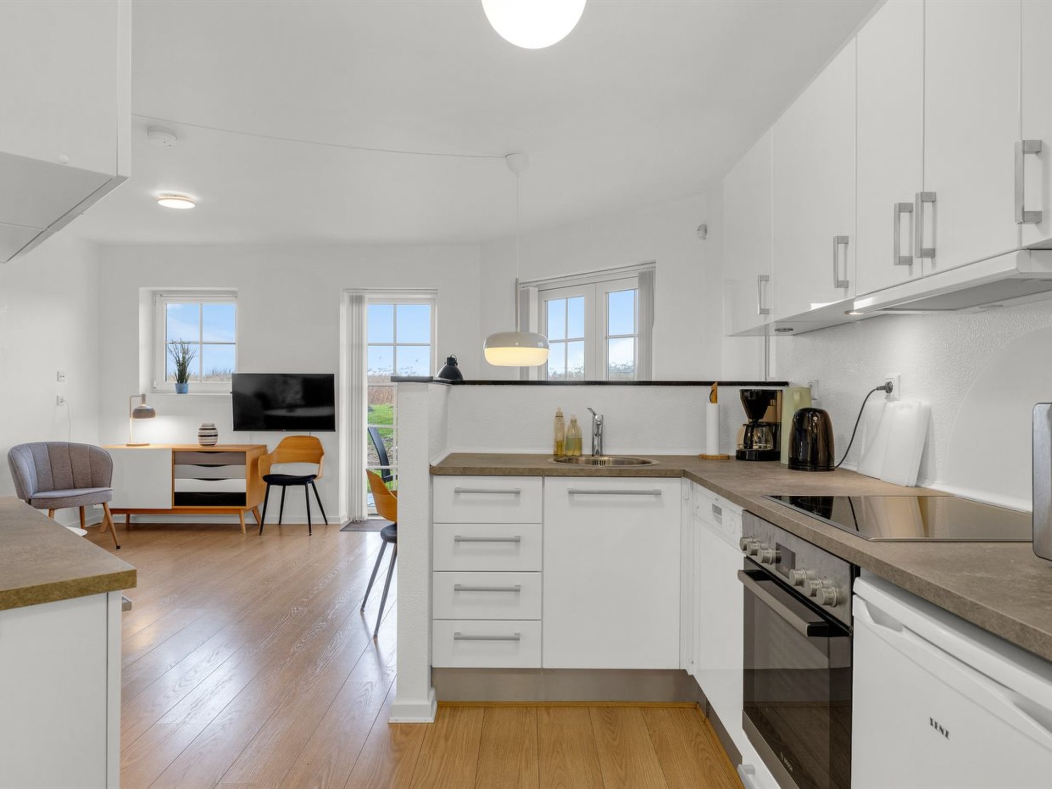 "Babo" - 250m from the sea-Drinnen