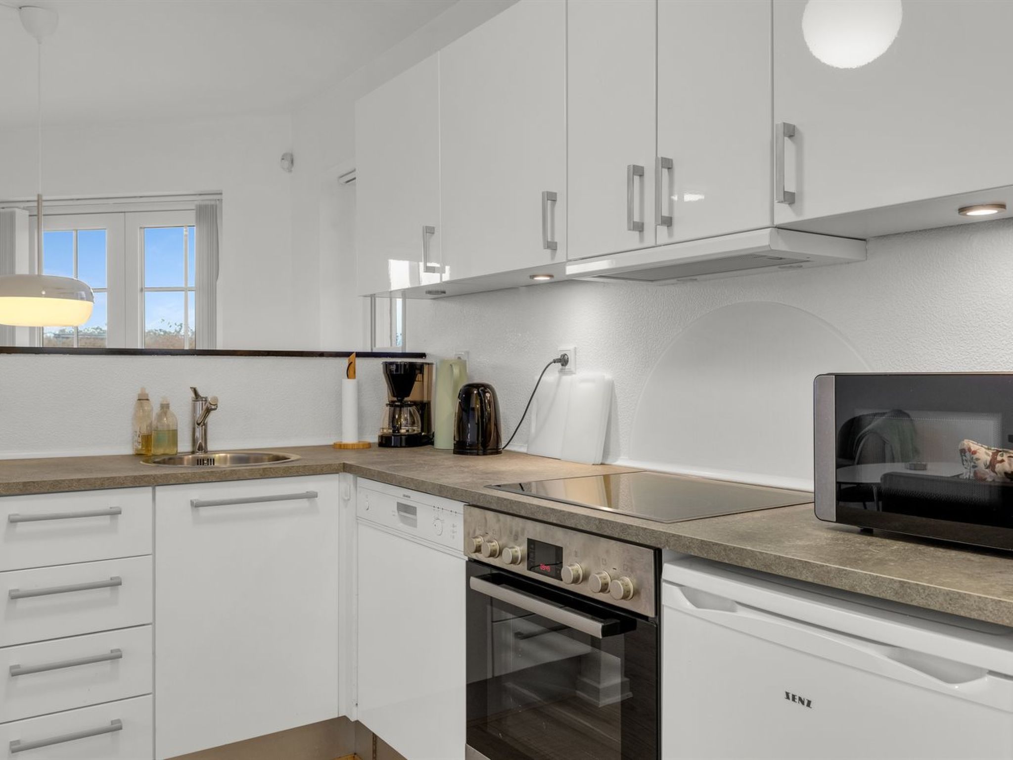 "Babo" - 250m from the sea-Drinnen