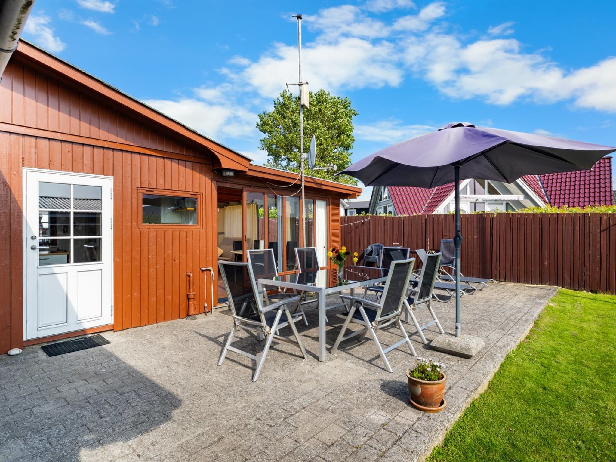 "Neea" - 40m from the sea - Buiten