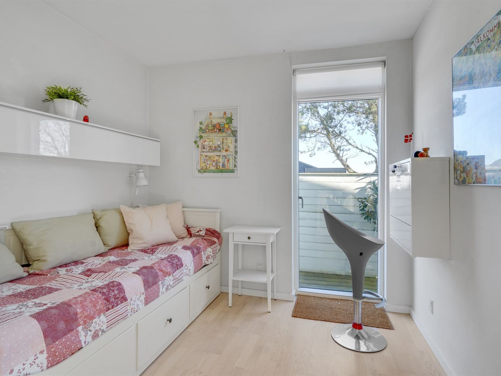 "Biorn" - 70m from the sea-Binnen