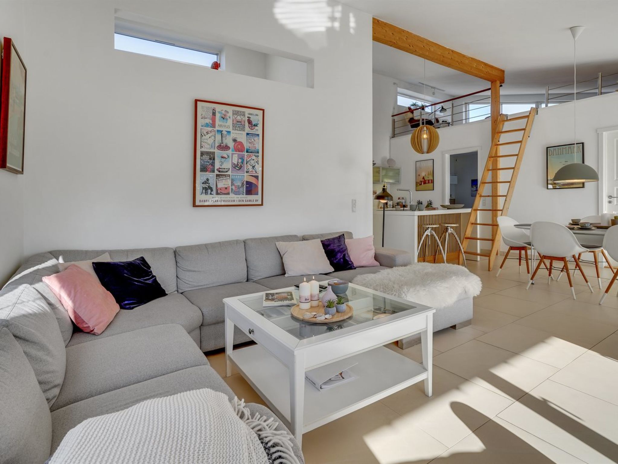 "Biorn" - 70m from the sea-Binnen