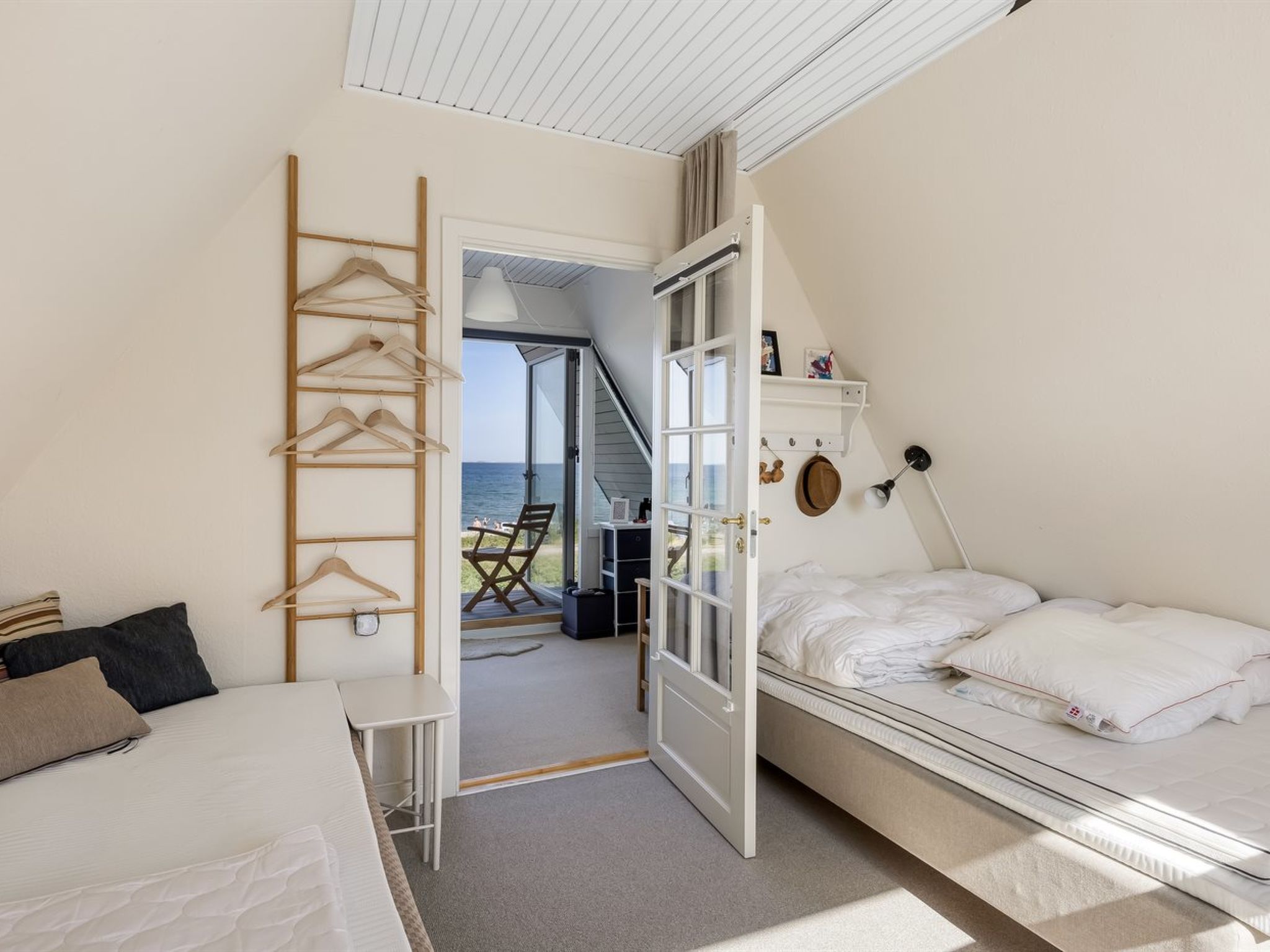 "Vincent" - 10m from the sea - Inside