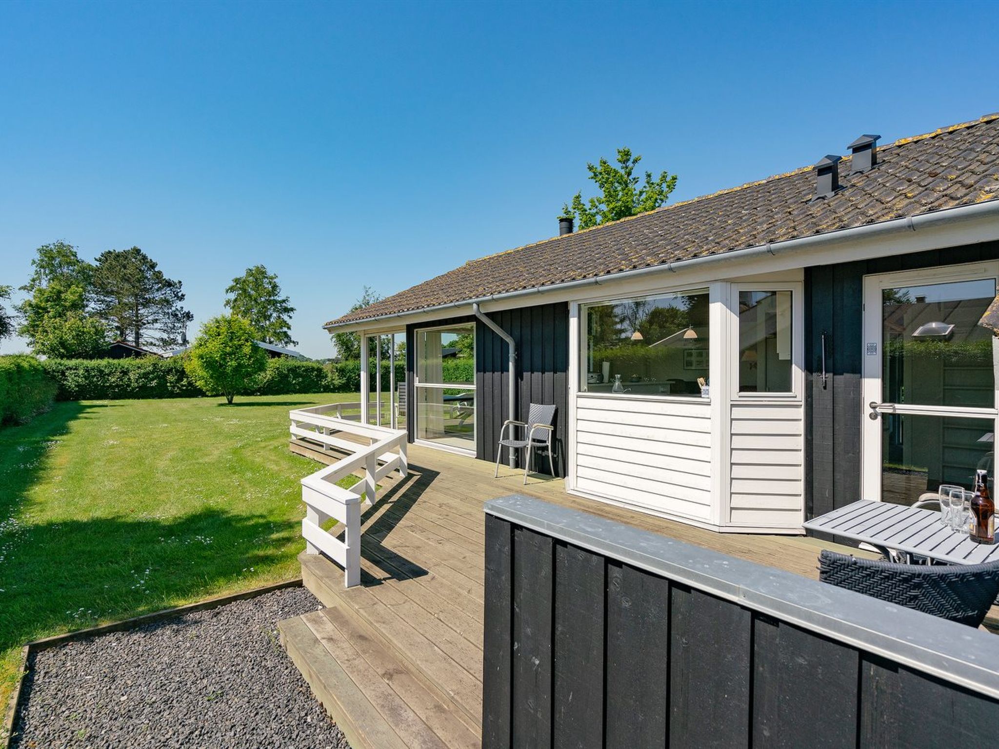 "Maybritt" - 100m from the sea - Buiten