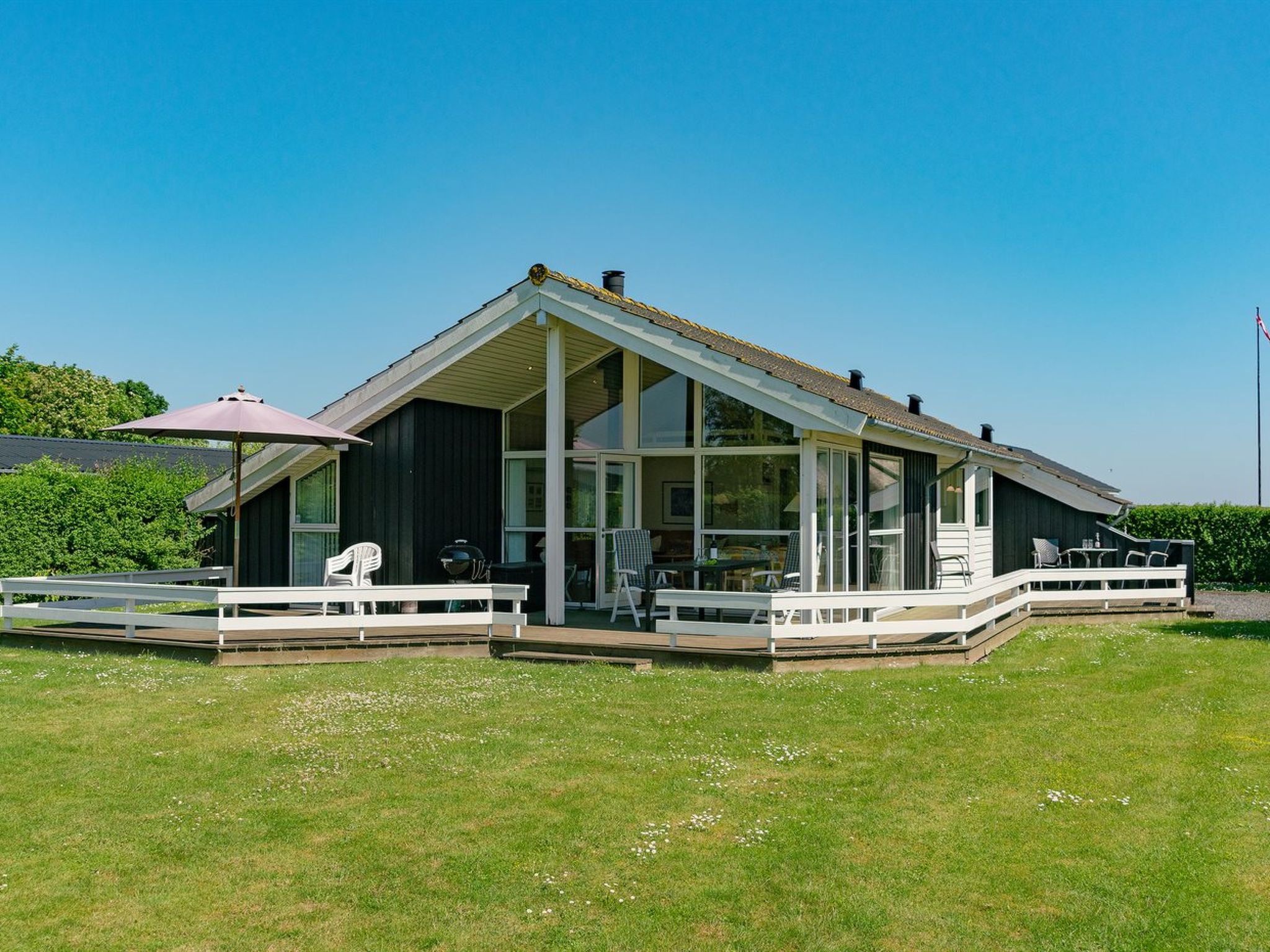 "Maybritt" - 100m from the sea - Buiten