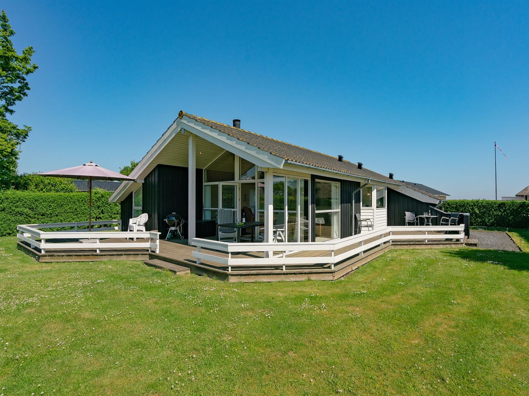 "Maybritt" - 100m from the sea - Buiten