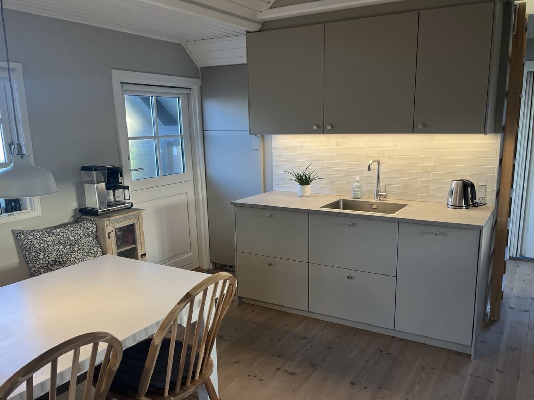 Photo of "Ulv" - 25m from the sea