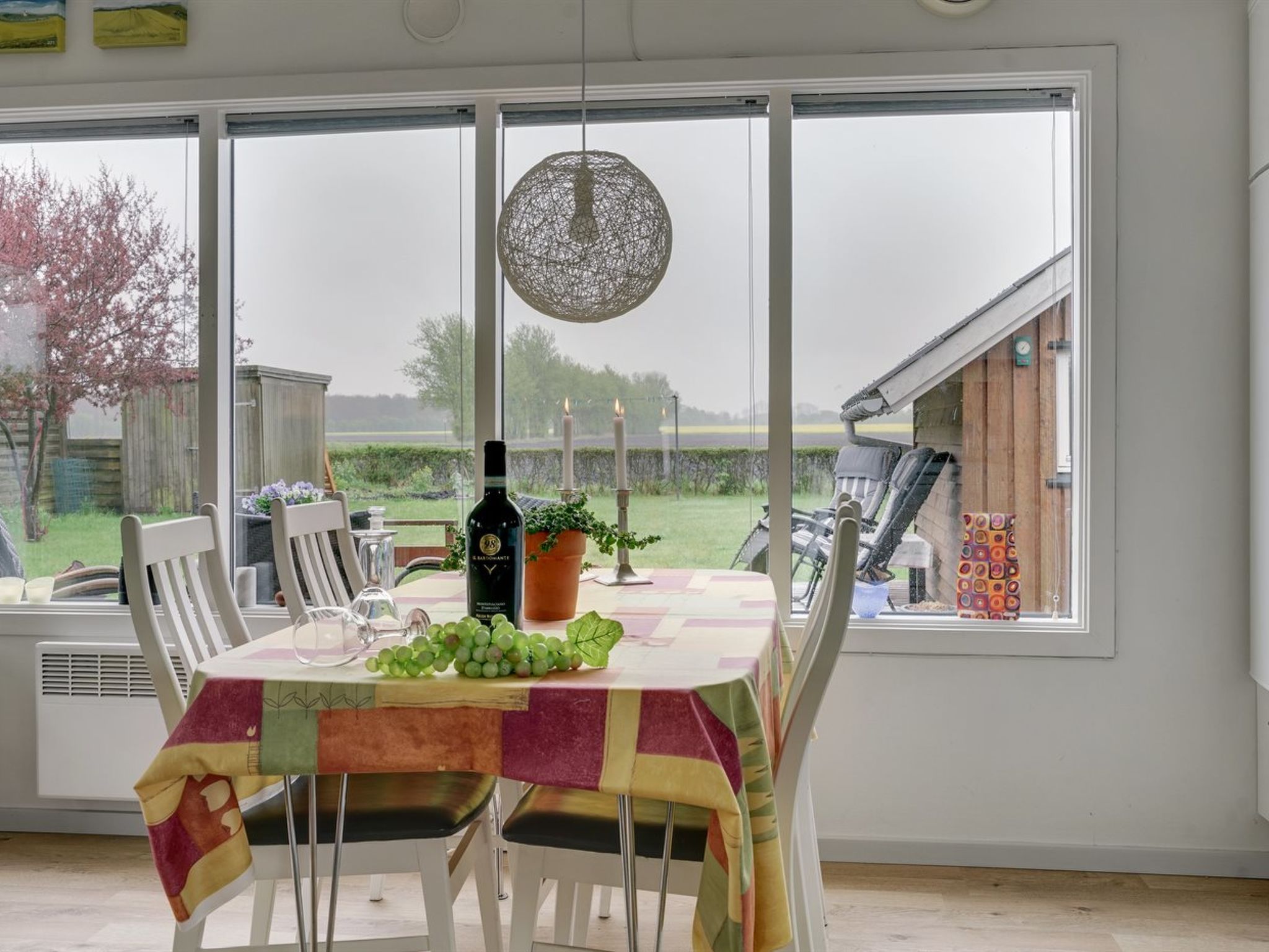 "Ainikki" - 200m from the sea - Binnen
