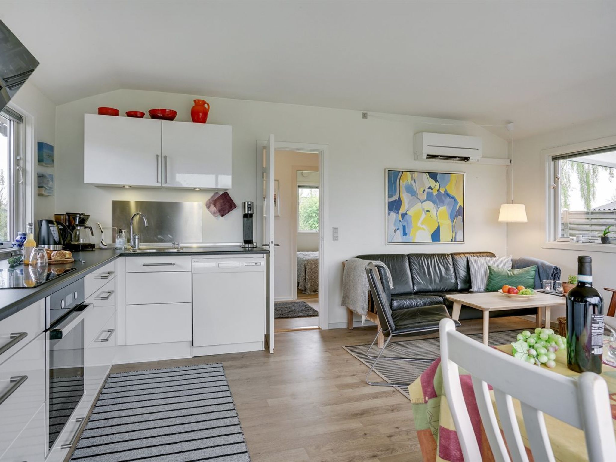 "Ainikki" - 200m from the sea - Binnen