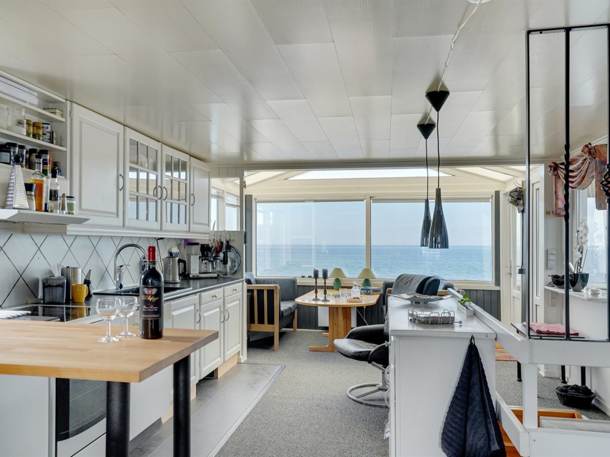 "Nera" - 10m from the sea - Binnen