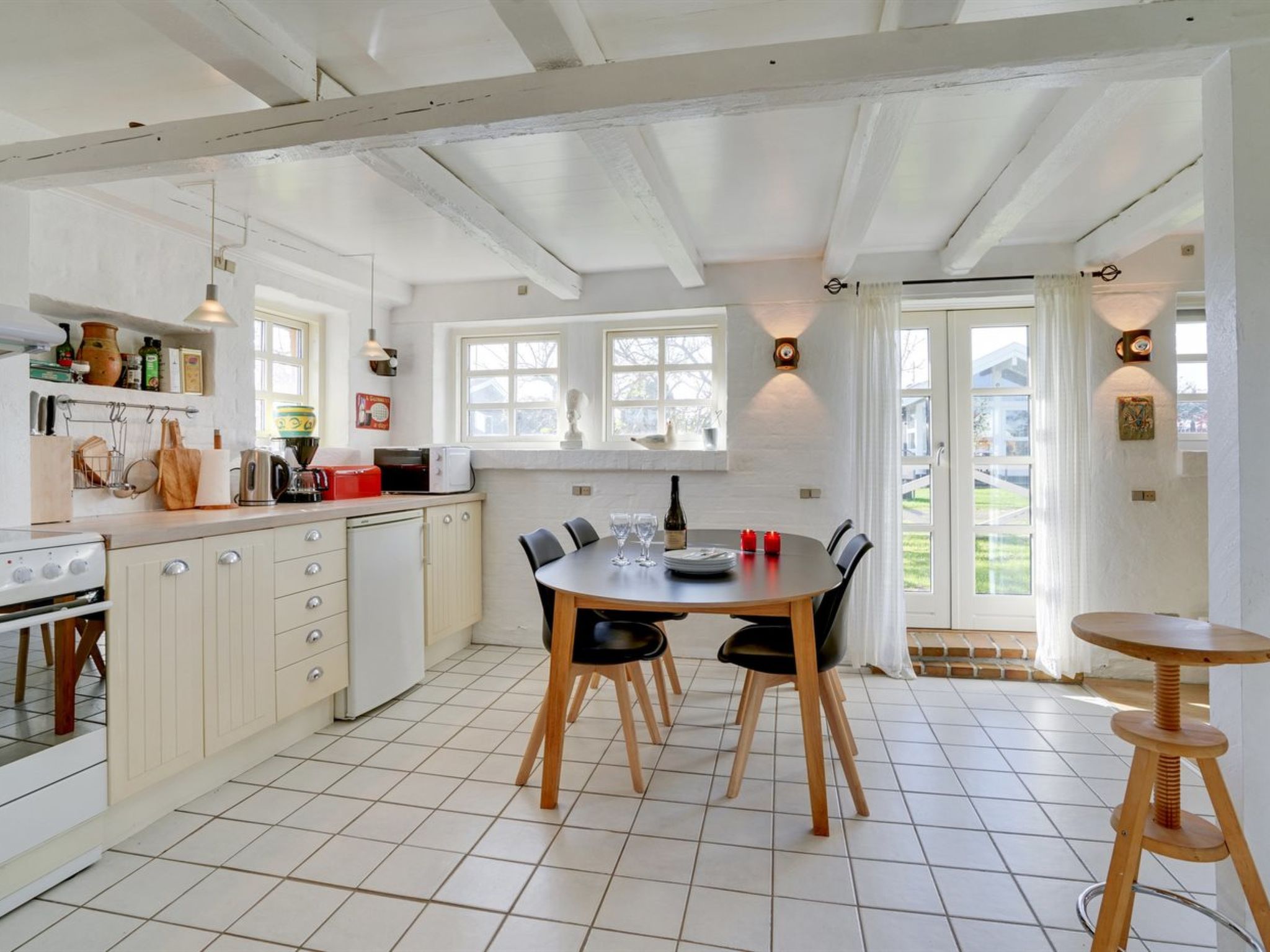 "Ethly" - 50m from the sea - Binnen