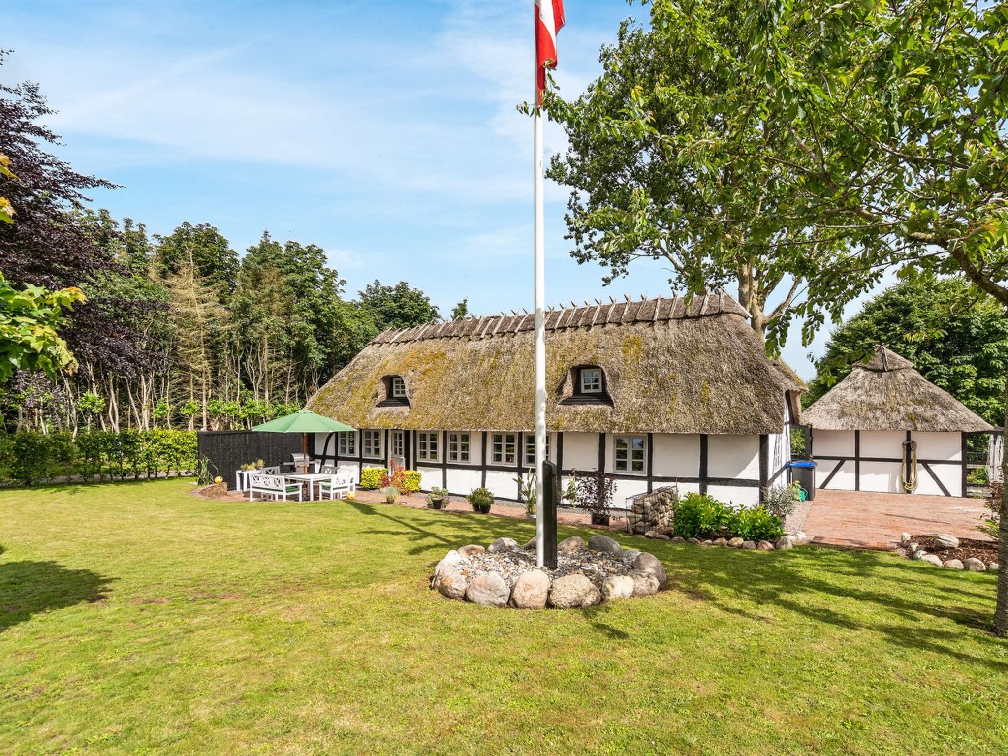 "Maileen" - 2.1km to the fjord - Buiten