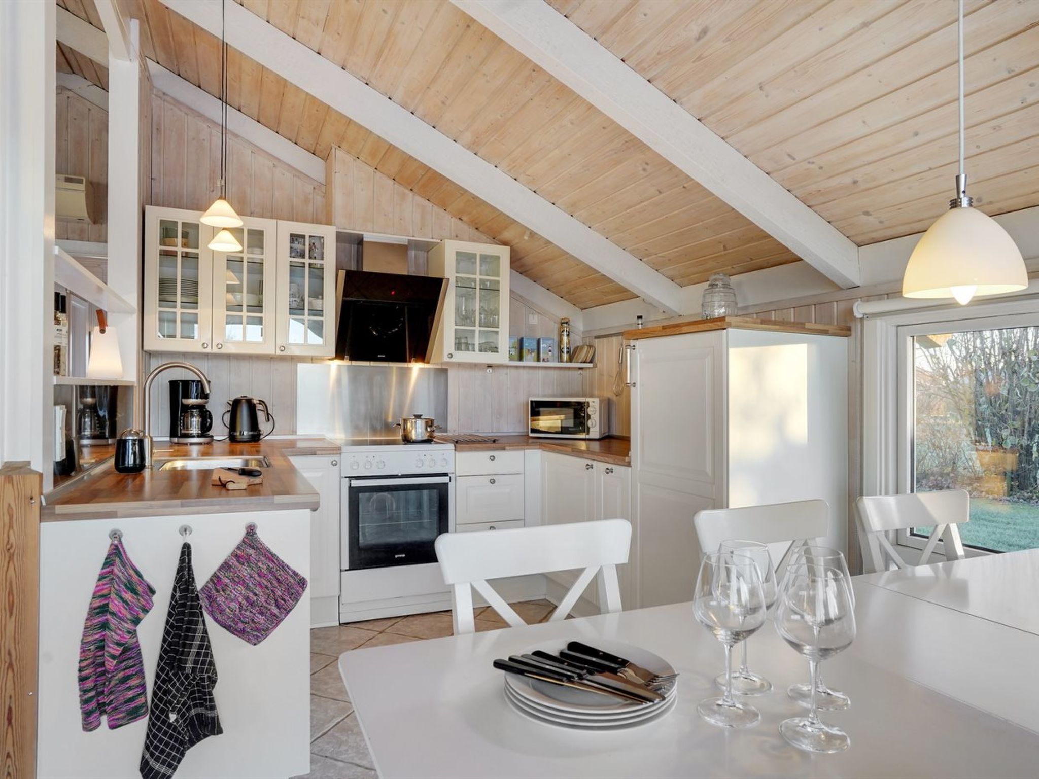 "Nilsa" - 400m from the sea - Binnen