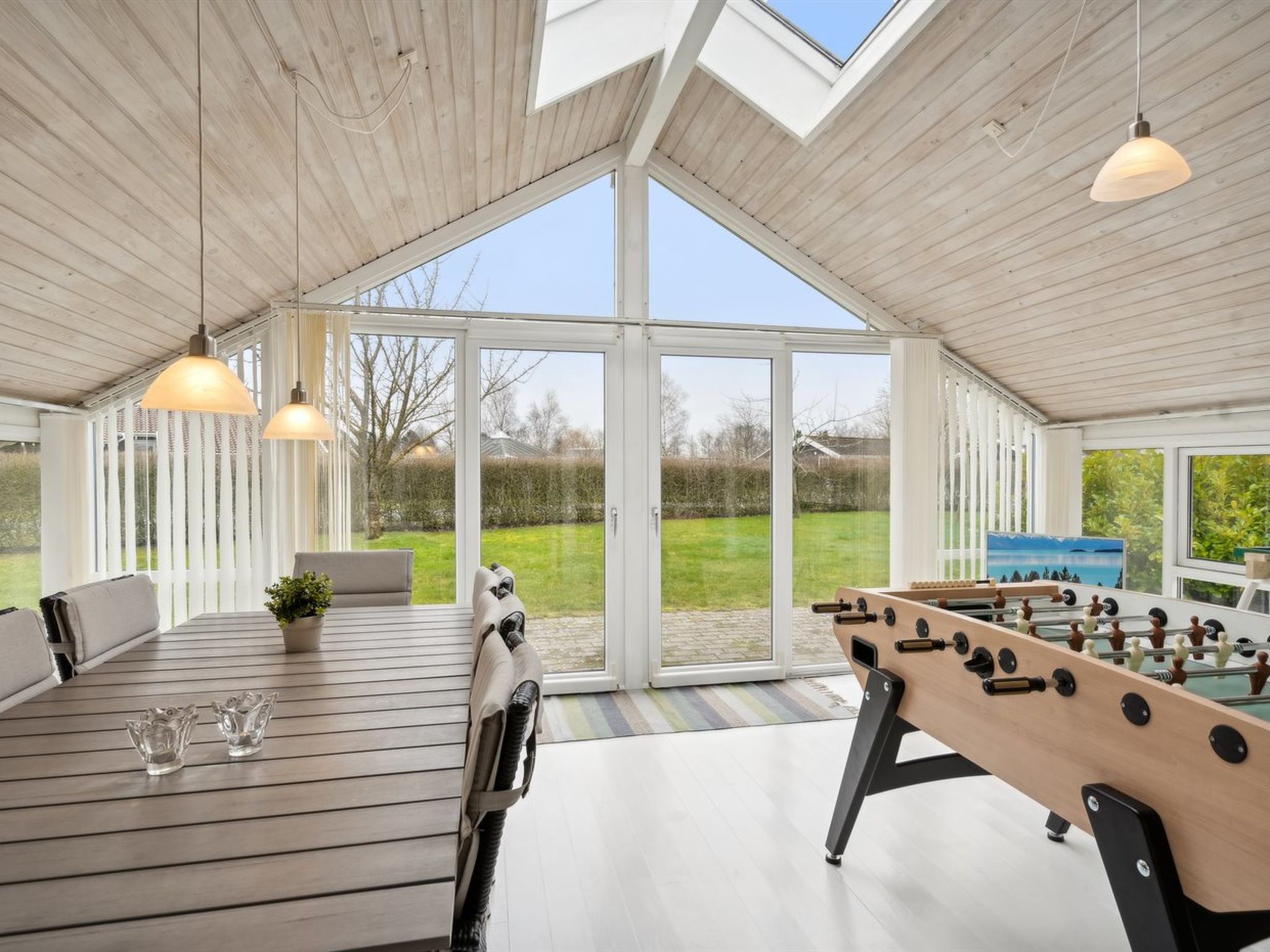 "Chrisse" - 250m from the sea - Binnen