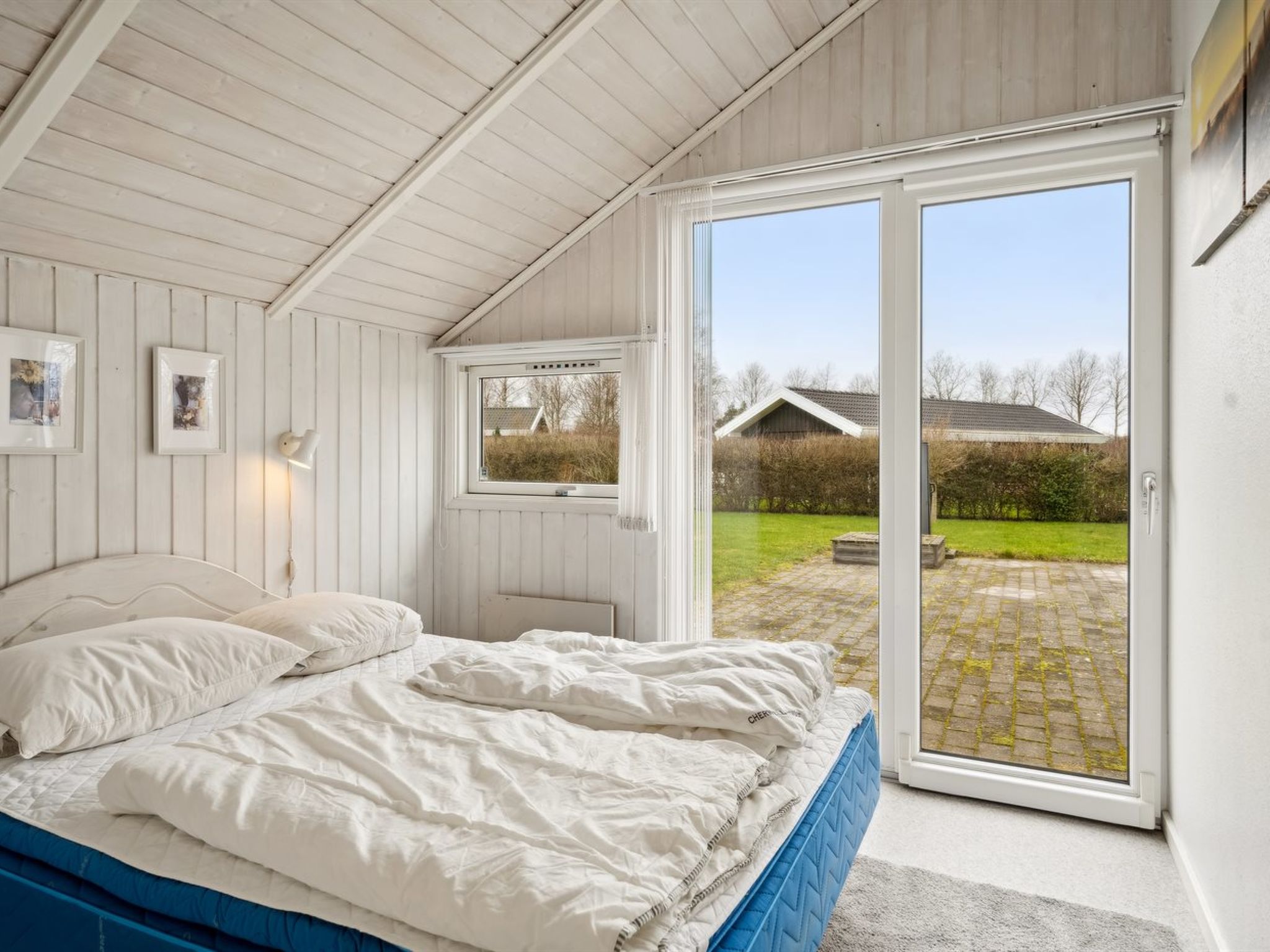 "Chrisse" - 250m from the sea - Binnen